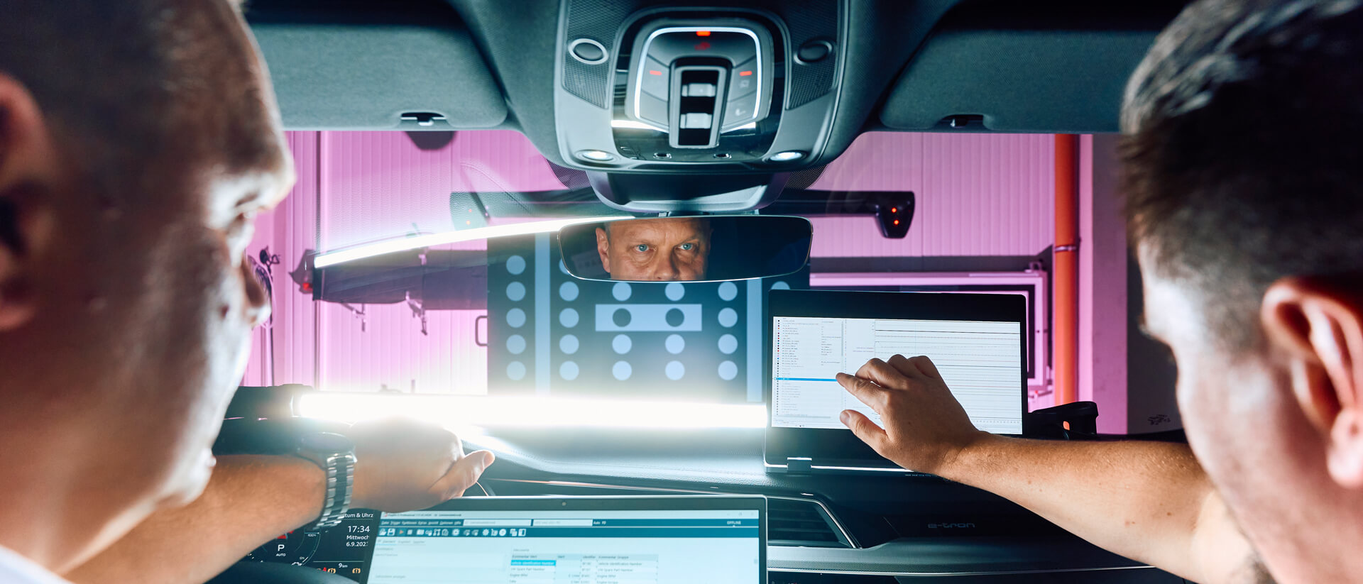 Data analysis in the vehicle 